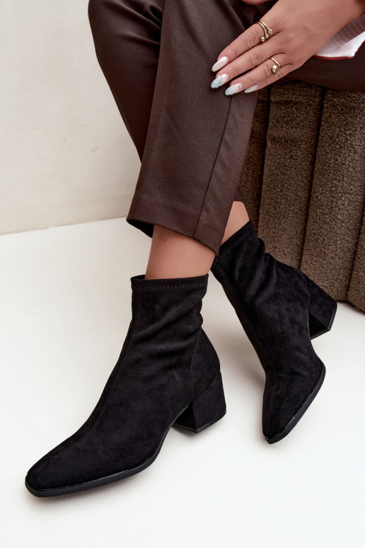 Bottines à talons pour femmes de type Klocek en couleur noire Rosley
