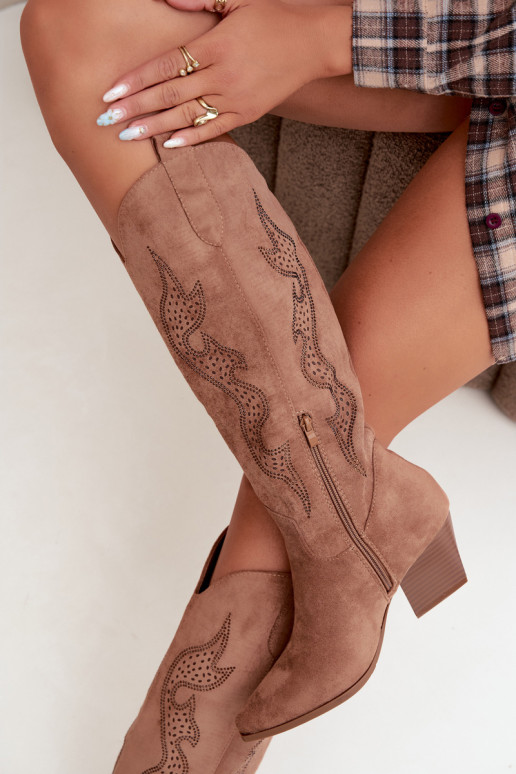 bottes cowboy longues avec décoration sur la tige en couleur marron Greyla