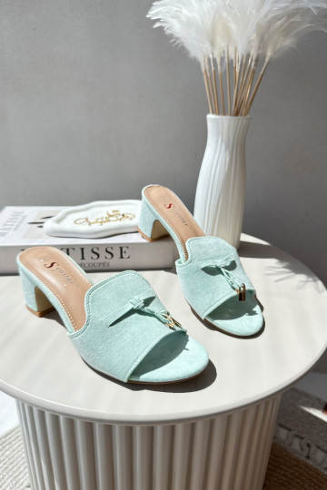 chaussons pour femmes avec talons en daim synthétique en menthe 2
