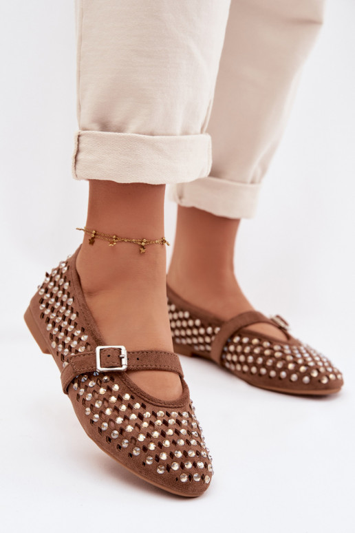 Ballerines marron pour femmes avec éléments ajourés et détails brillants Nilvessa