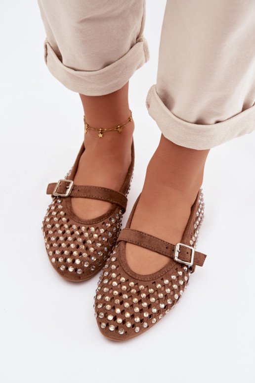 Ballerines marron pour femmes avec éléments ajourés et détails brillants Nilvessa