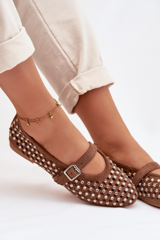 Ballerines marron pour femmes avec éléments ajourés et détails brillants Nilvessa