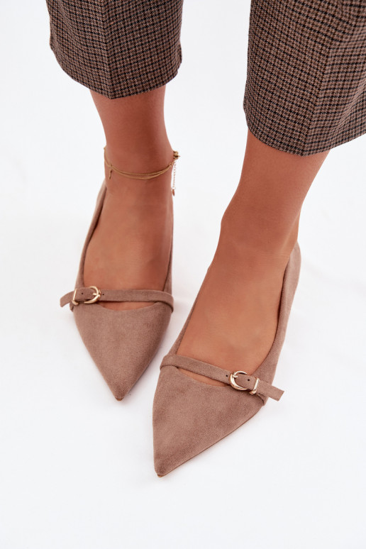 Chaussures beiges pour femmes à petit talon avec talons décorés Pirela