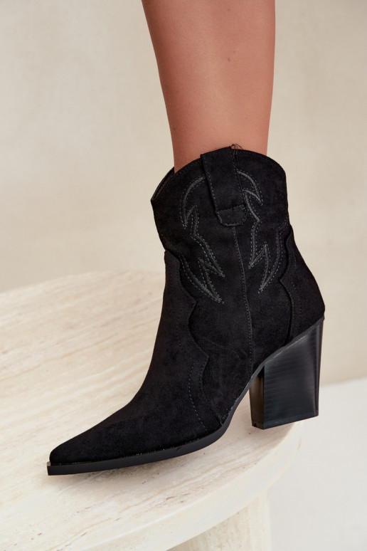 Bottines style cowboy pour femmes avec talons en couleur noire Berella