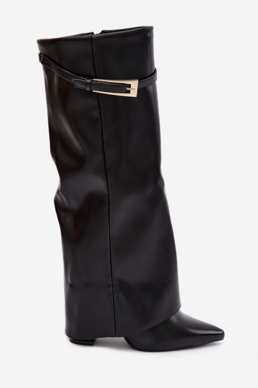 Bottes longues avec talons et tige cousue avec boucles en couleur noire Amrie