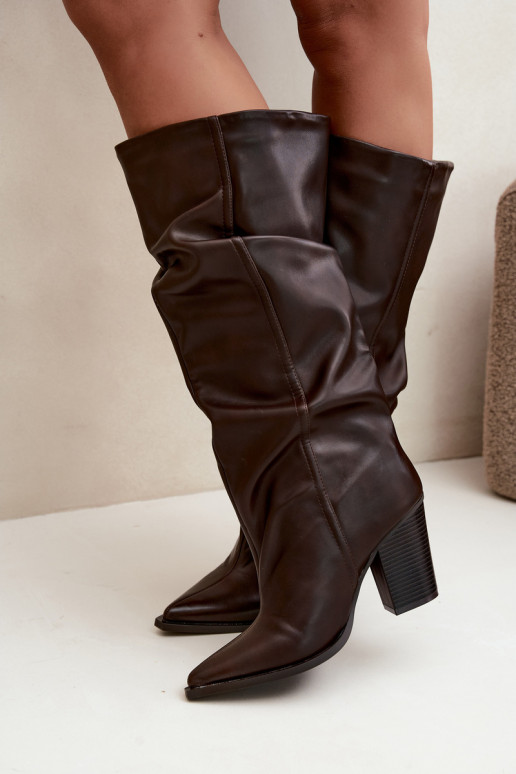 Bottes chocolat à talons et volants en simili cuir Jensy