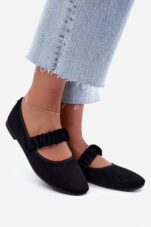 Ballerines noires avec des sangles sculptées Loreya