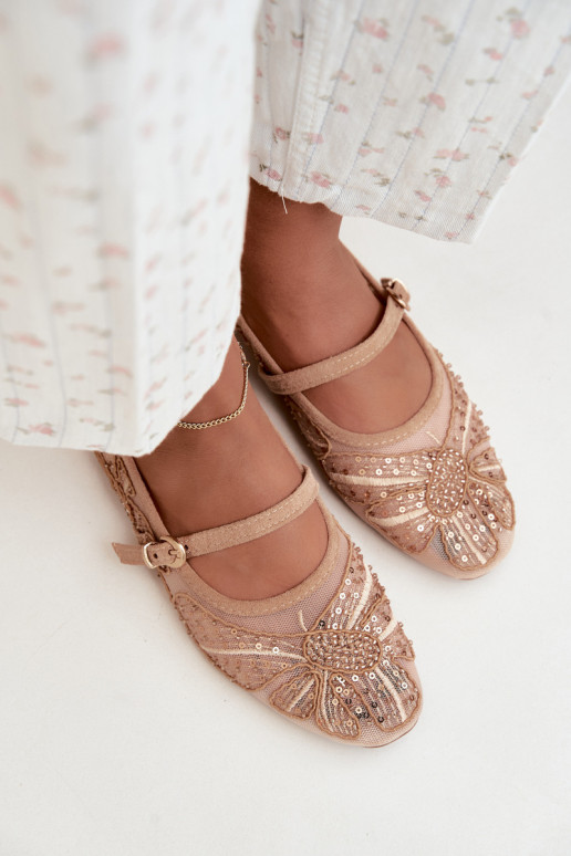 Ballerines en maille avec des fleurs brodées et des paillettes couleur sable Caletta