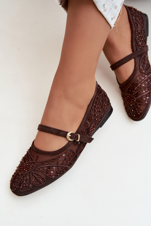 Ballerines en maille avec des fleurs brodées et des paillettes couleur chocolat Caletta