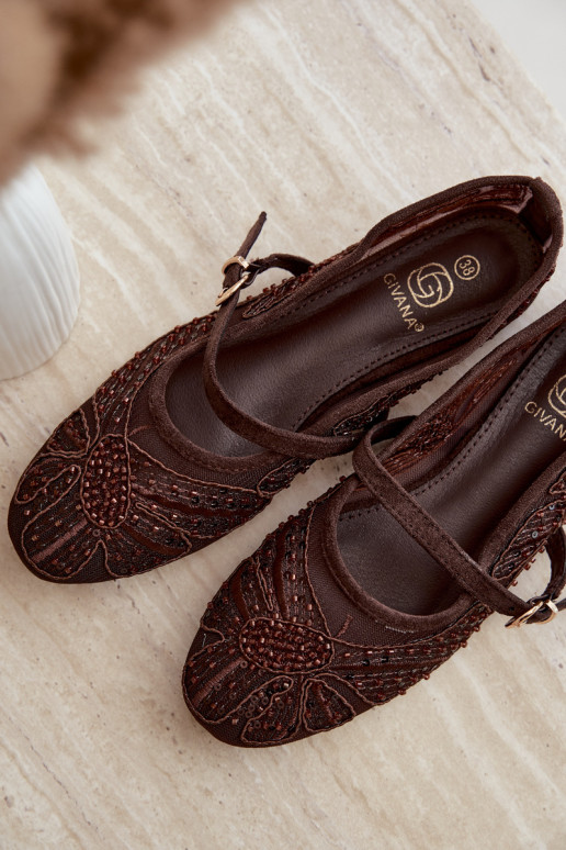 Ballerines en maille avec des fleurs brodées et des paillettes couleur chocolat Caletta