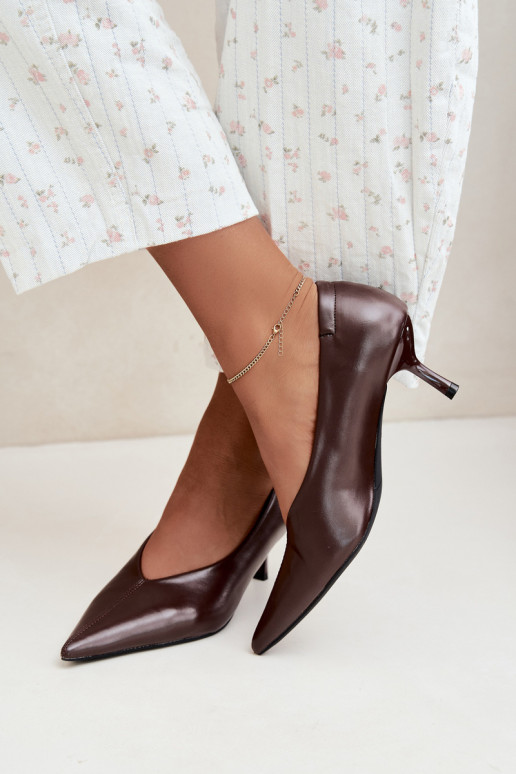 Talons avec broderie et éléments décoratifs couleur chocolat Dalis