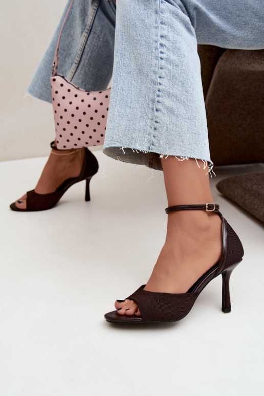 Sandales pour femmes avec des talons fins couleur chocolat Galya
