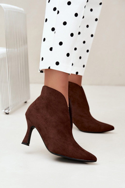 bottines pour femmes avec découpes et talons en chocolat Jelya