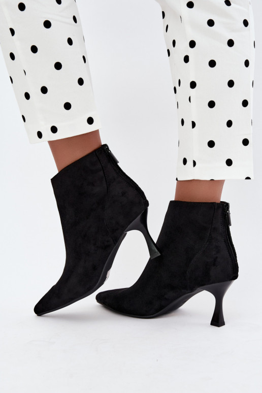 bottines isolées pour femmes avec talons en noir Elsya