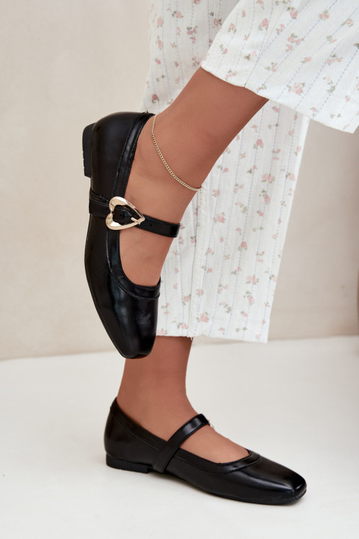 ballerines avec boucles et cœurs en noir Relsa