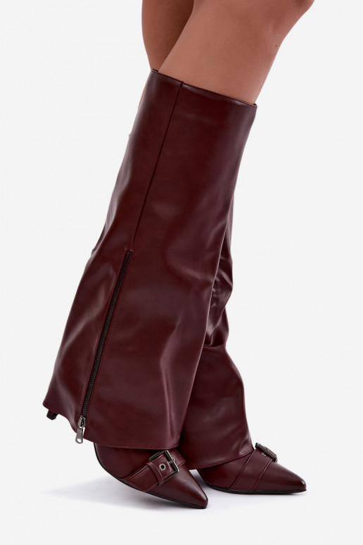 bottes hautes isolées avec talons fins et boucles en couleur bordeaux Kelra