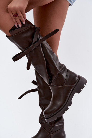 bottes hautes pour femmes avec talons larges et nœuds en couleur marron Amely