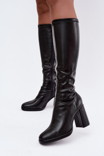 bottes hautes pour femmes avec coutures sur la tige en couleur noire Brivana 2