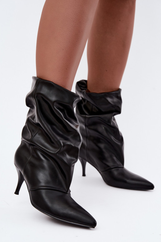 Bottines pour femmes slouchy à enfiler avec des talons fins en couleur noire Harissa