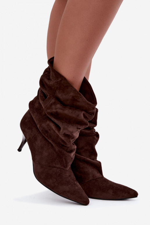 Bottines pour femmes slouchy à enfiler avec des talons fins en couleur chocolat Harissa