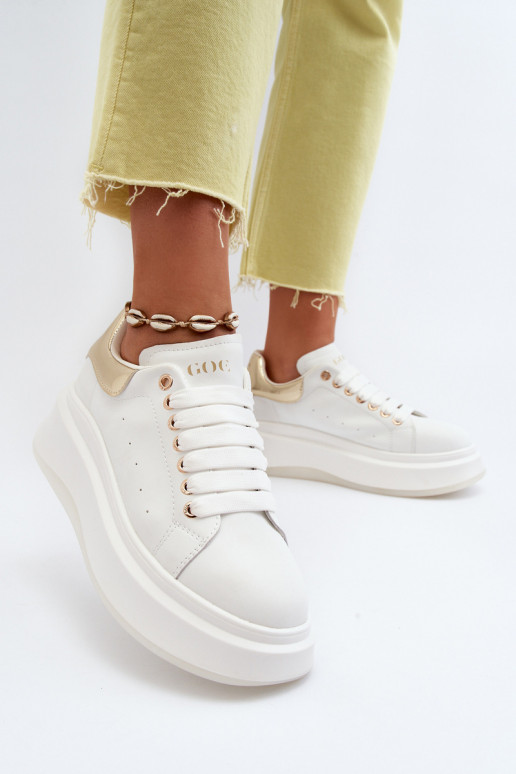 Baskets en cuir pour femmes GOE NN2N4031 blanches