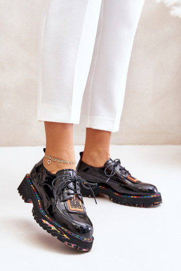 Chaussures vernies pour femmes avec lacets Artiker 55C0499 noires 2