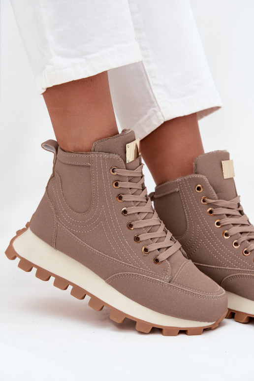 Chaussures isolées pour femmes sur plateforme Tai turirivira beiges