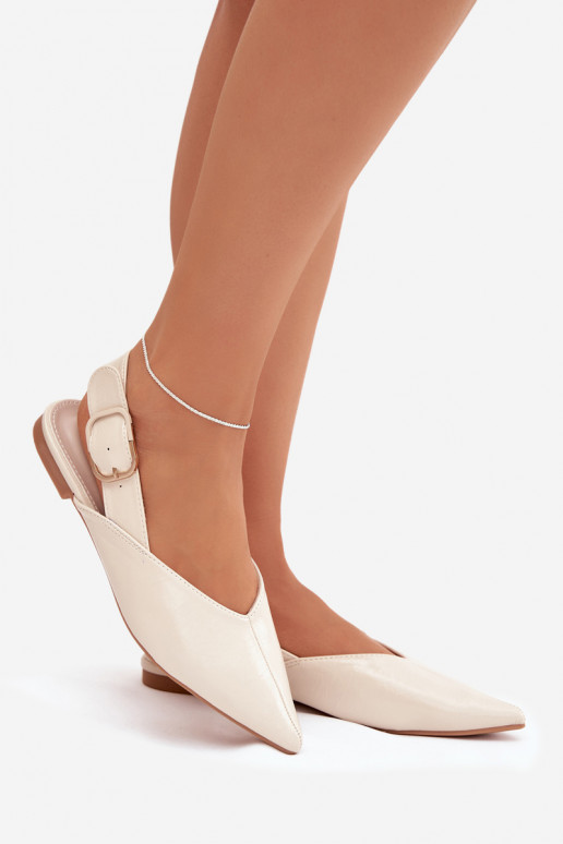 Ballerines couleur sable vernies avec boucles Rinalle