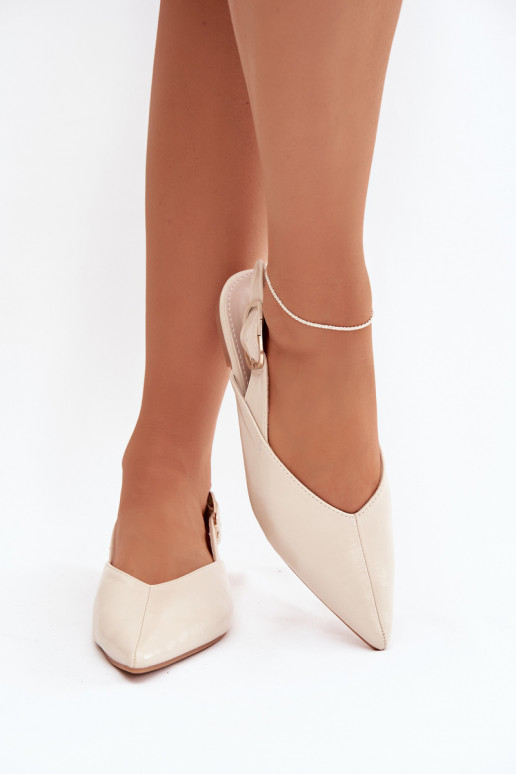 Ballerines couleur sable vernies avec boucles Rinalle