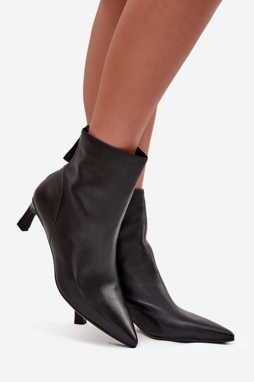 Bottines en cuir naturel avec talons pour femmes D&A CR52-661 noires