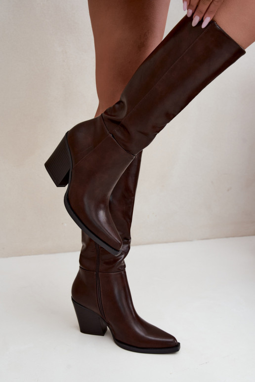 bottes hautes pour femmes à talons isolées couleur caramel Katelle