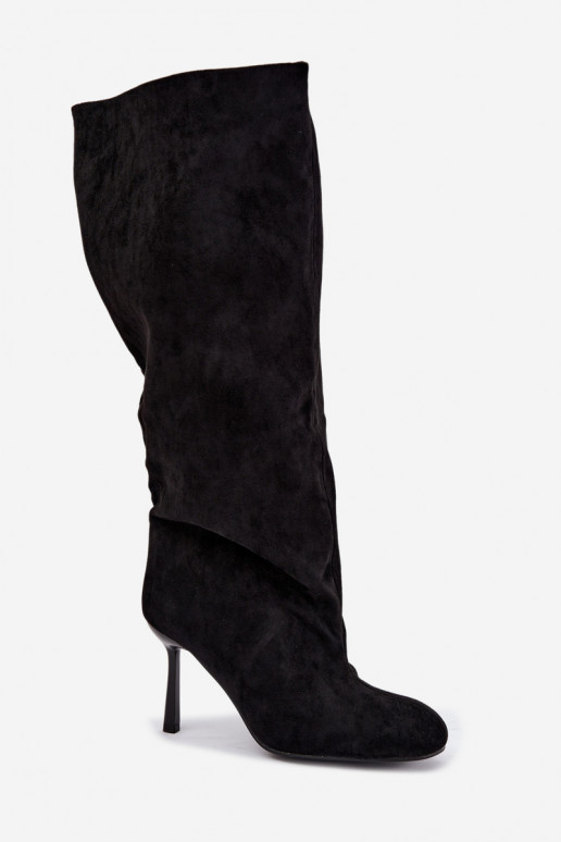 bottes hautes pour femmes à enfiler avec talons fins en noir Caliya