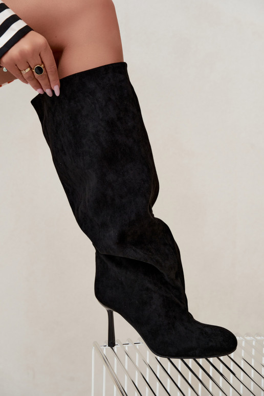 bottes hautes pour femmes à enfiler avec talons fins en noir Caliya