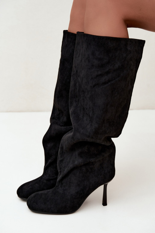 bottes hautes pour femmes à enfiler avec talons fins en noir Caliya