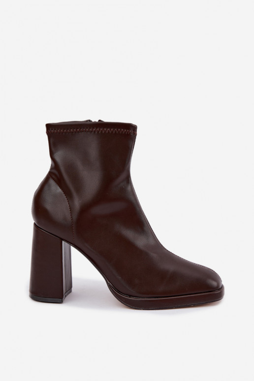 Bottines pour femmes en cuir synthétique avec talons couleur chocolat Karvella