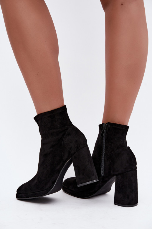 Bottines pour femmes en daim synthétique avec talons couleur noire Karvella