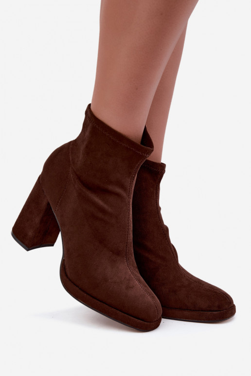 Bottines pour femmes en daim synthétique avec talons couleur marron Karvella