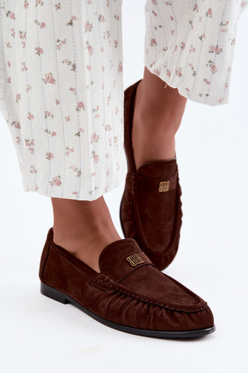 Mocassins pour femmes avec volants et détails décoratifs en couleur chocolat Kairo