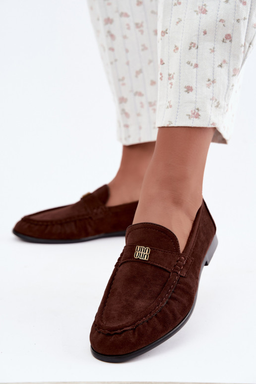 Mocassins pour femmes avec volants et détails décoratifs en couleur chocolat Kairo