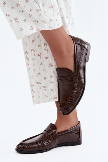 Mocassins laqués pour femmes avec volants en couleur marron Dulcy