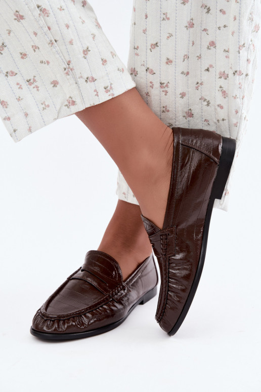 Mocassins laqués pour femmes avec volants en couleur marron Dulcy