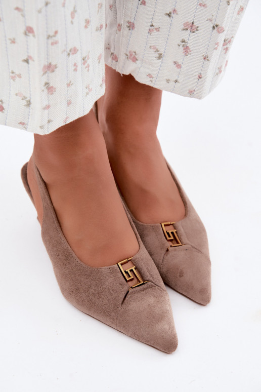 Sandales à talons avec talon ouvert et détails décoratifs en couleur sable Gilly