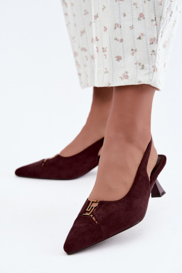 Sandales à talons avec talon ouvert et détails décoratifs en couleur bordeaux Gilly