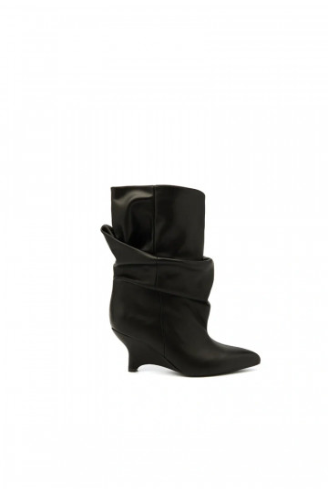 Bottines slouchy avec plateforme en noir Ilyna 2
