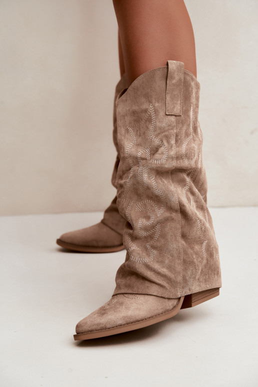 Bottes hautes style cowboy froissées avec talons et tige cousue sable Ives