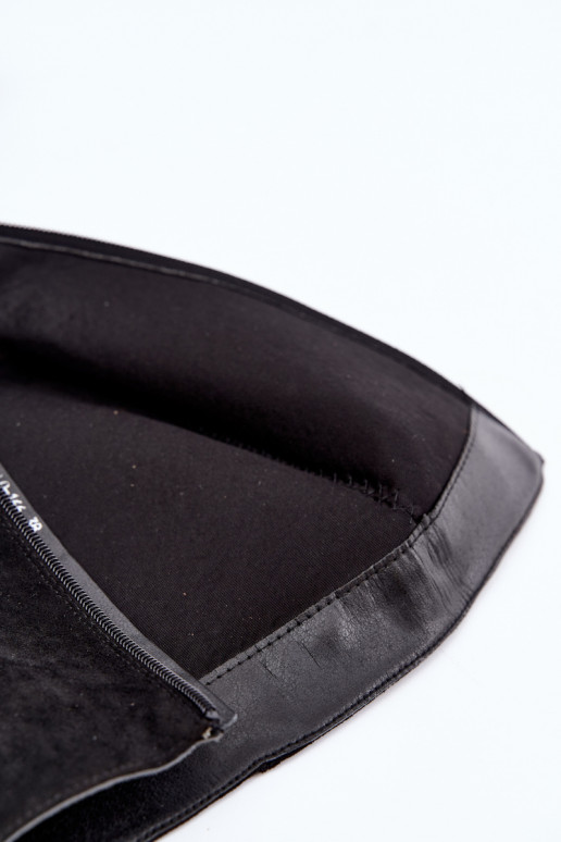 Bottes hautes pour femmes style cowboy à talon bloc en noir Noeline