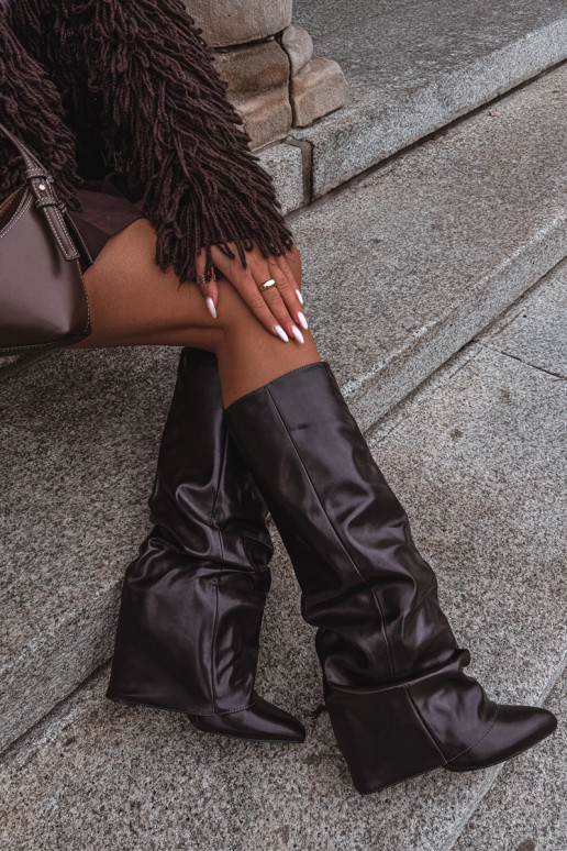 bottes hautes pour femmes avec talons en chocolat Elivira