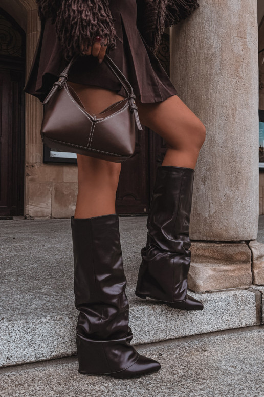 bottes hautes pour femmes avec talons en chocolat Elivira