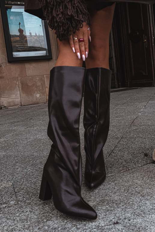 bottes hautes pour femmes à enfiler avec talons en CzekoladoĮe Emeline