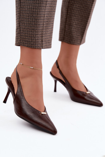 Escarpins chocolat Inessae avec détails décoratifs
